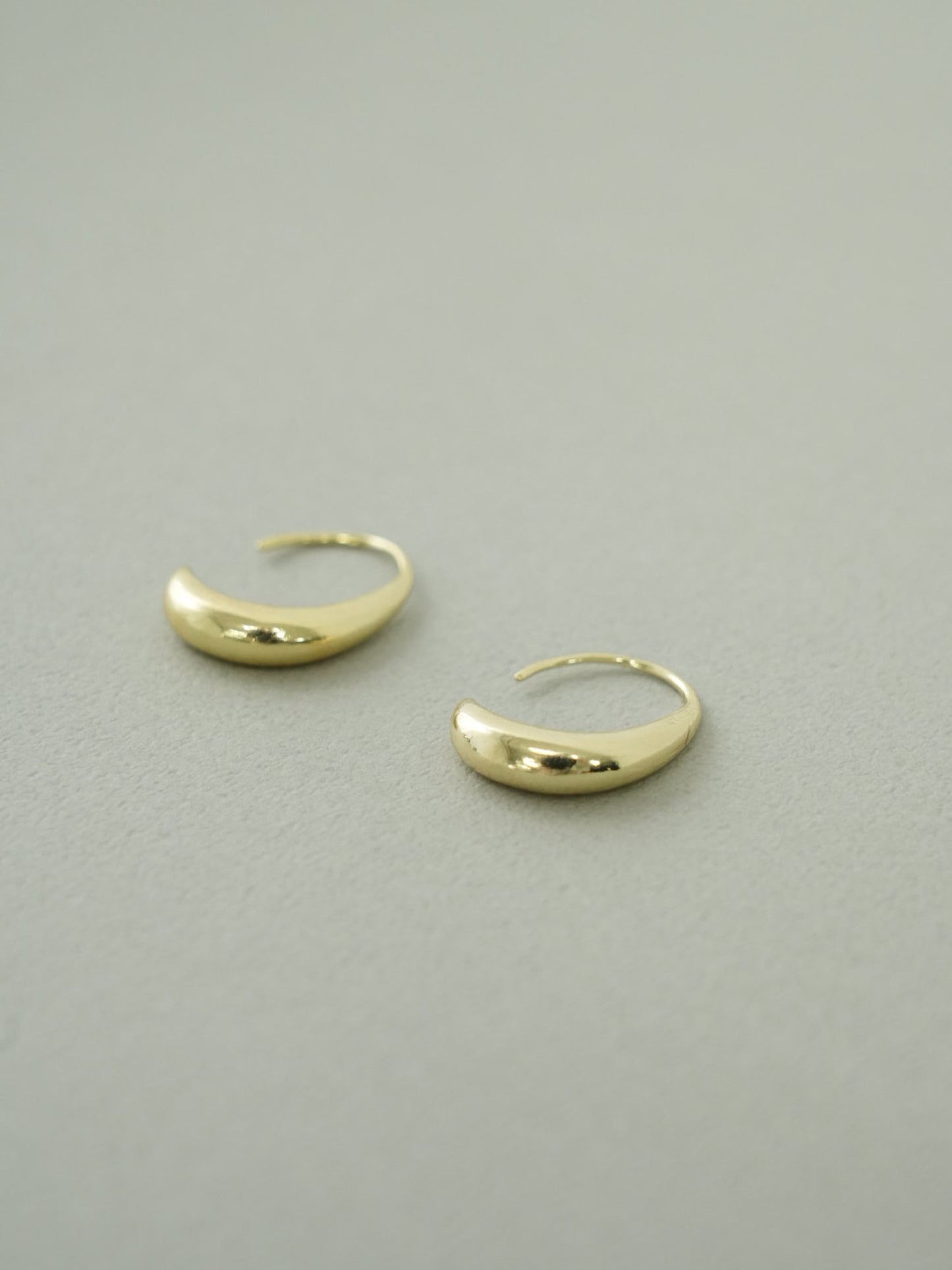 moon curve pierce