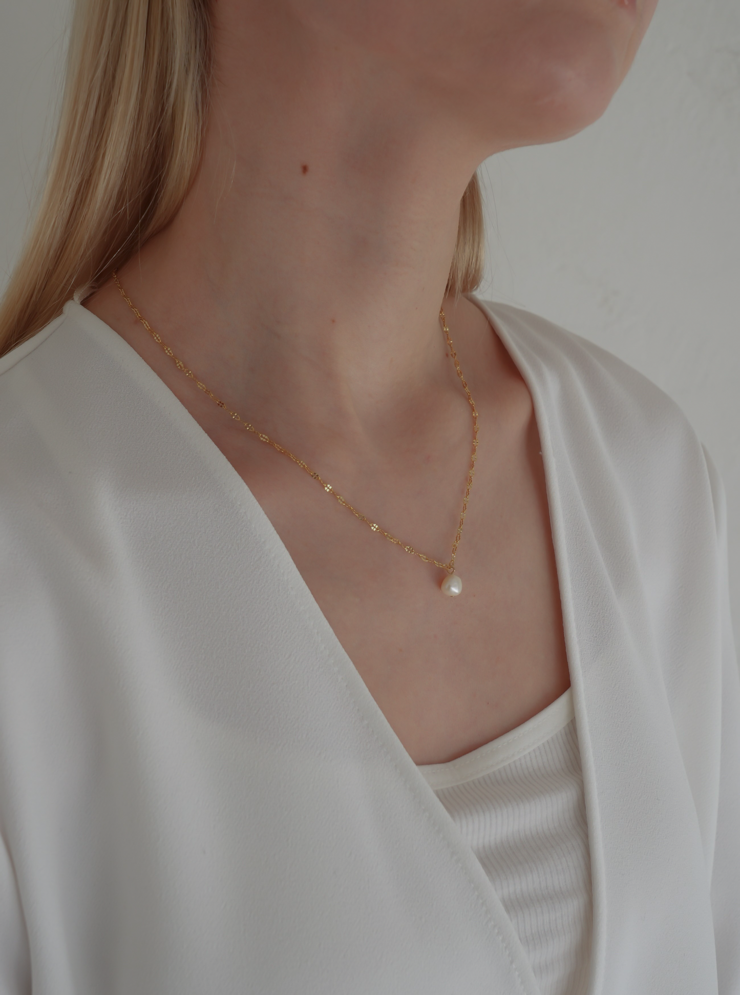 pearl mye necklace