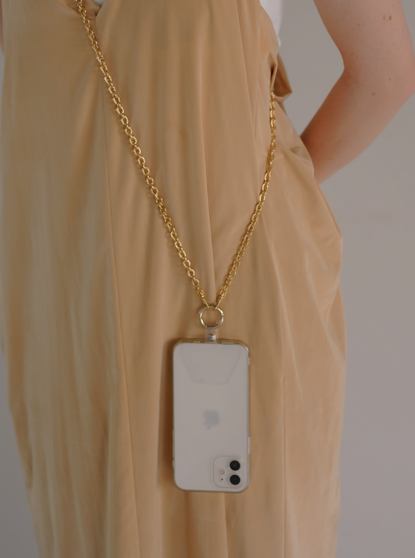 yuna smartphone shoulder - kala -