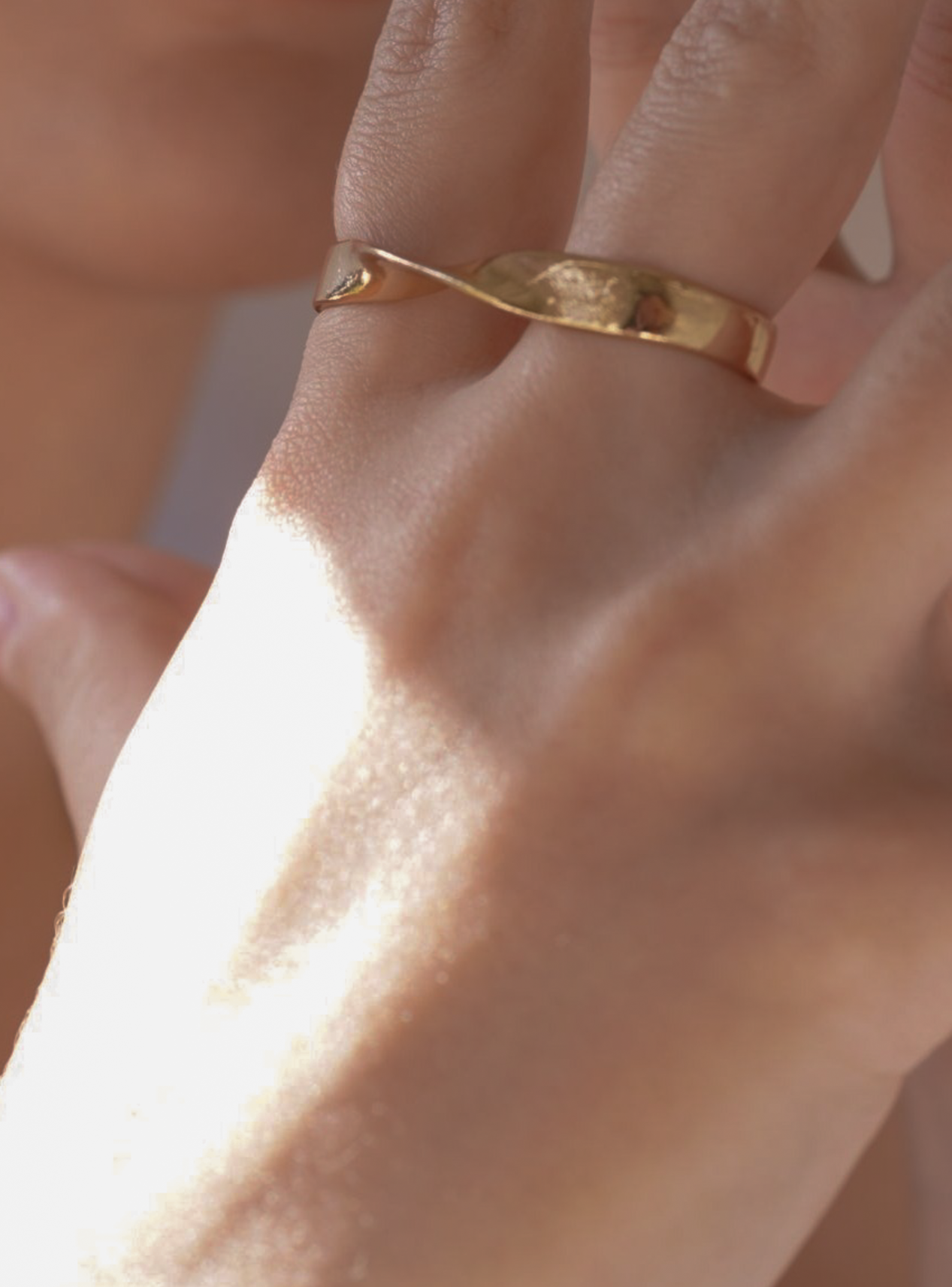 twist double ring
