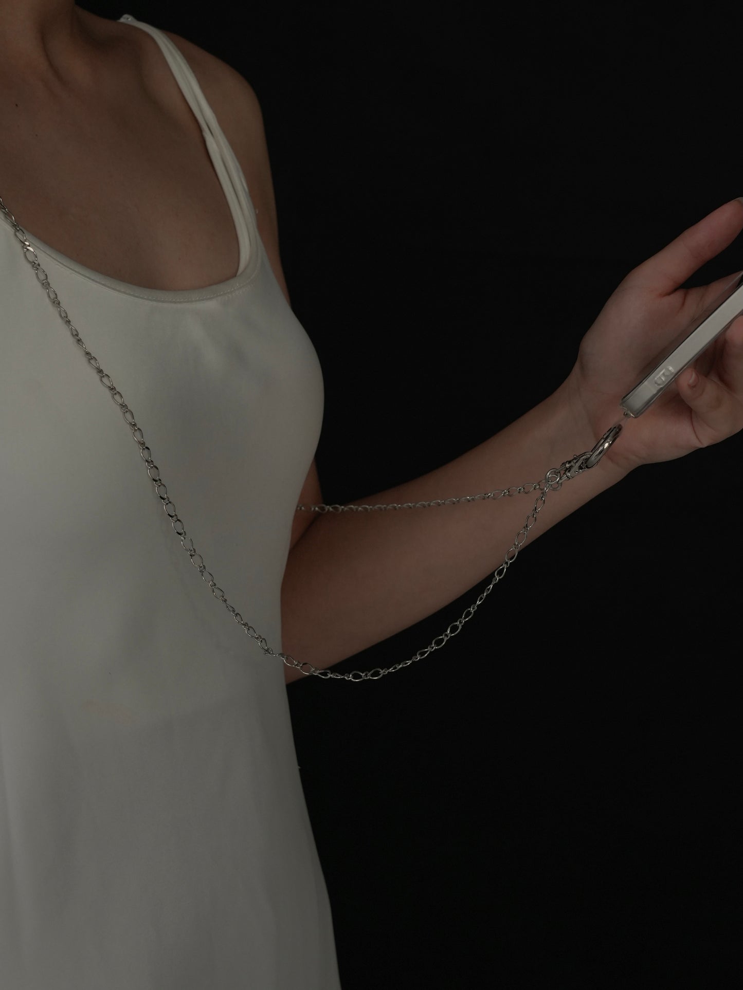 yuna smartphone shoulder - perch -