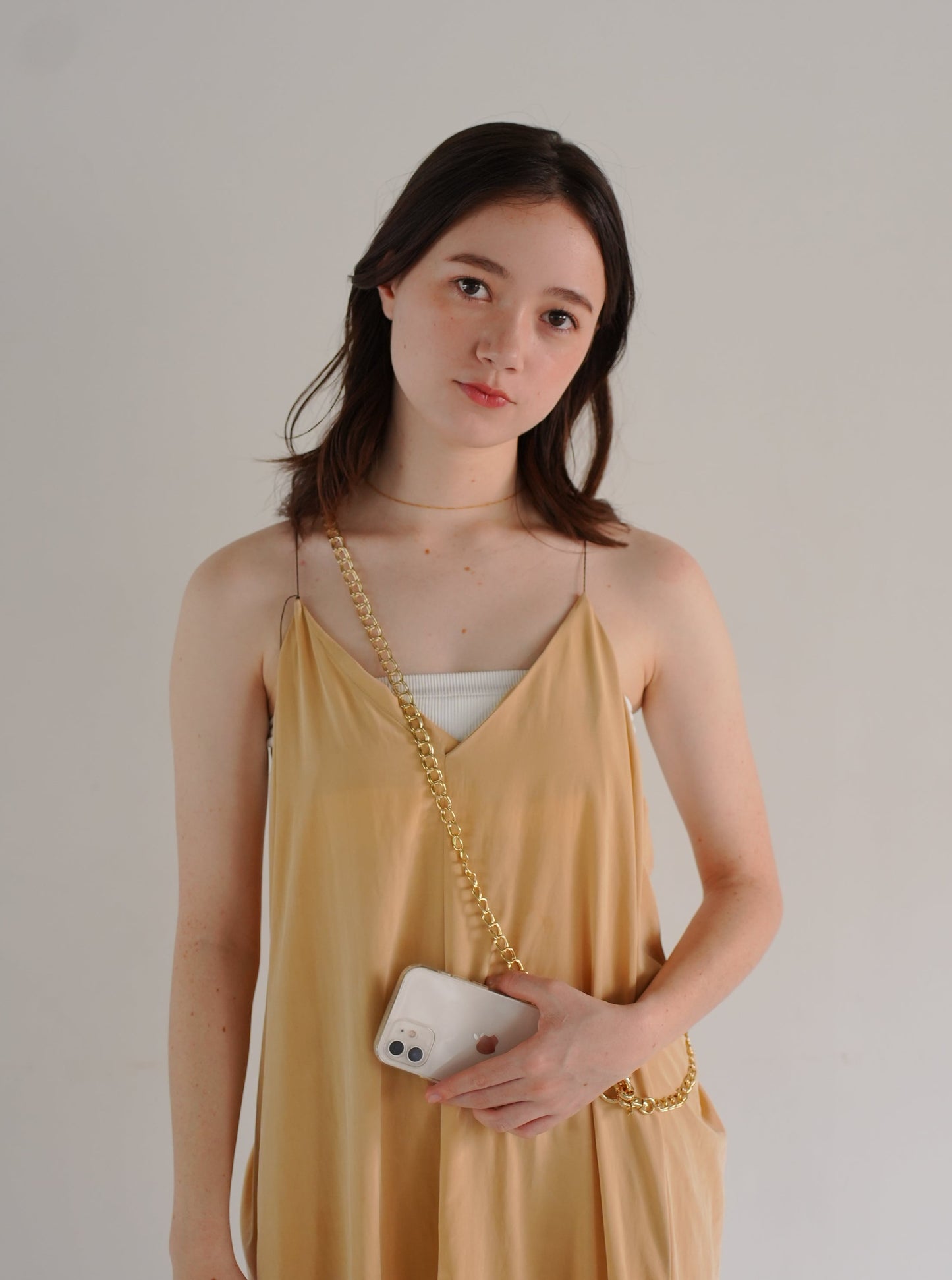 yuna smartphone shoulder - oro -
