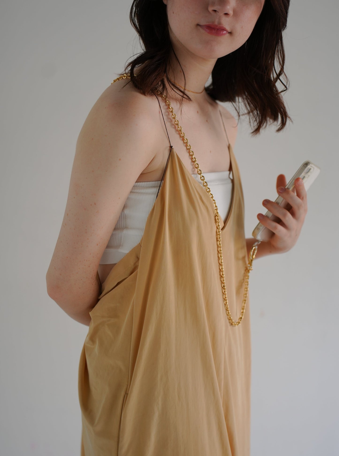 yuna smartphone shoulder - kala -
