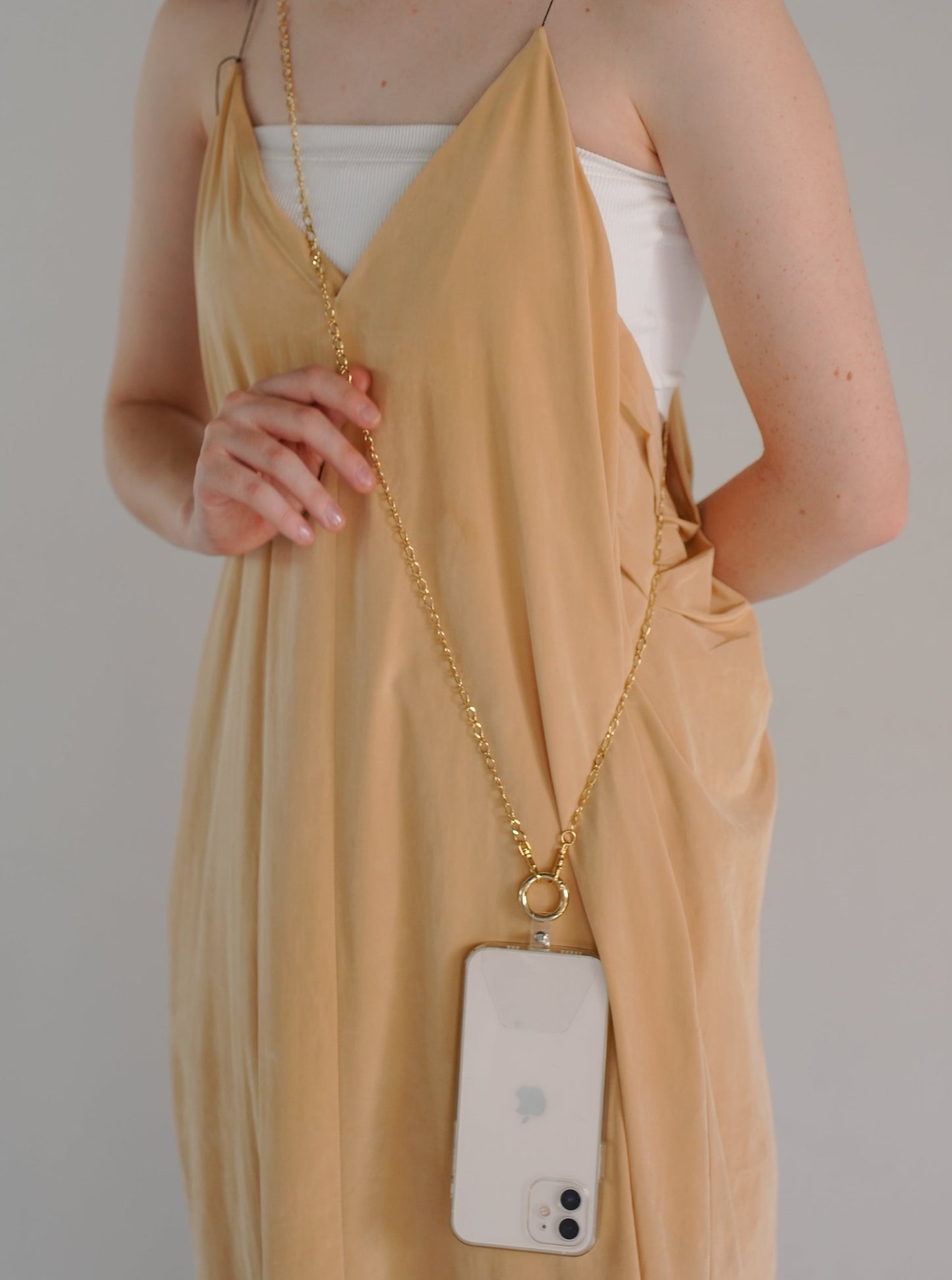 yuna smartphone shoulder - perch -