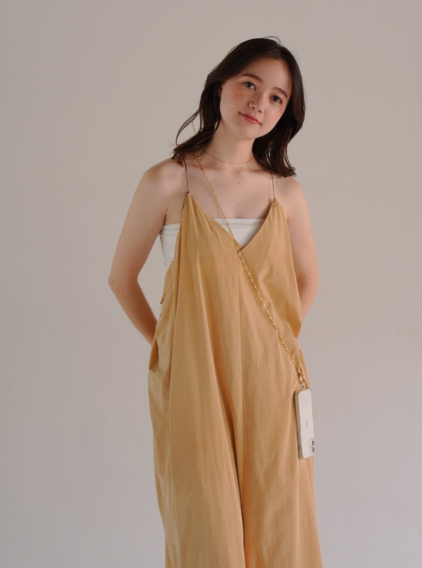 yuna smartphone shoulder - shine -