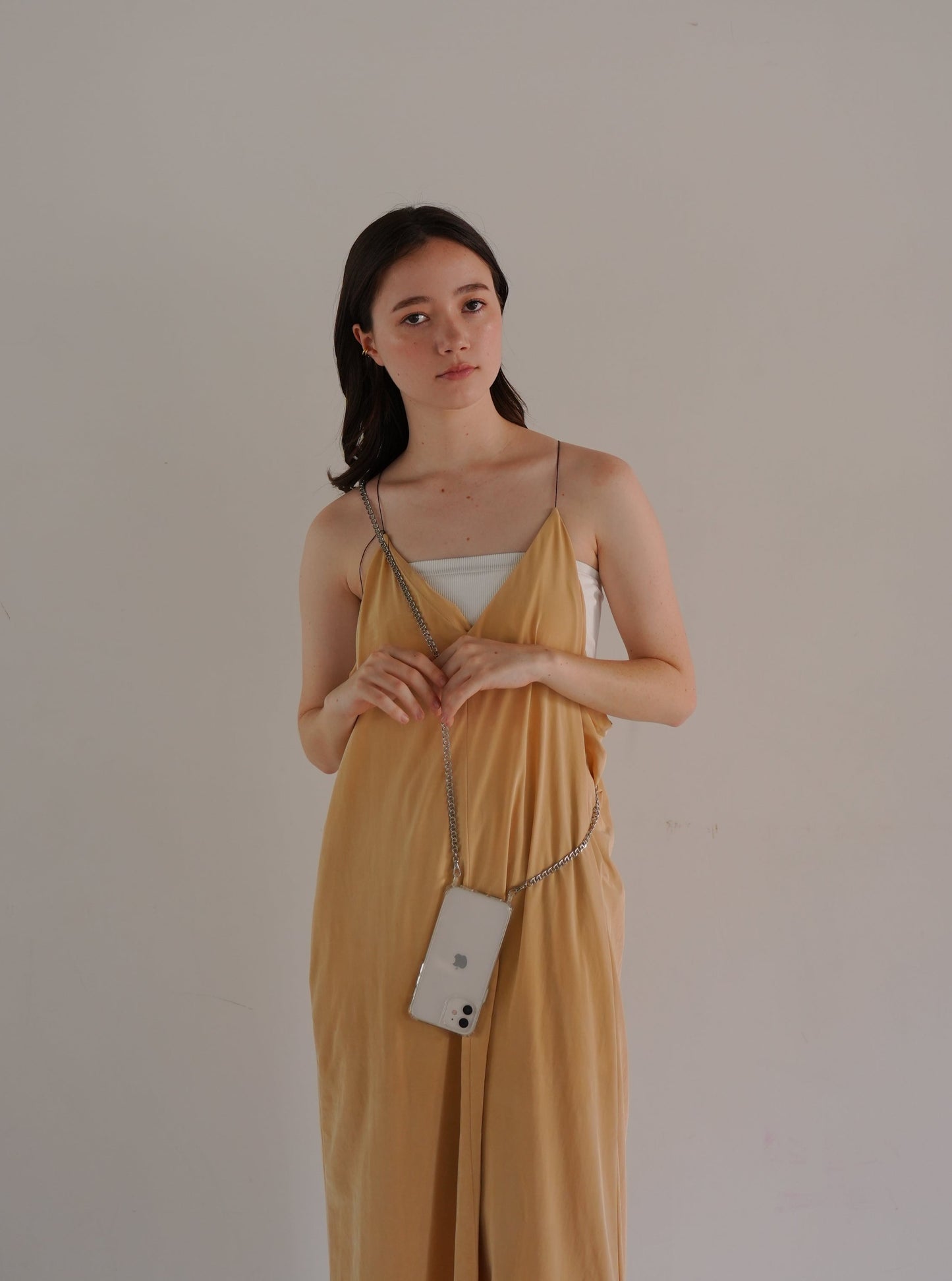 yuna smartphone shoulder - macheri -