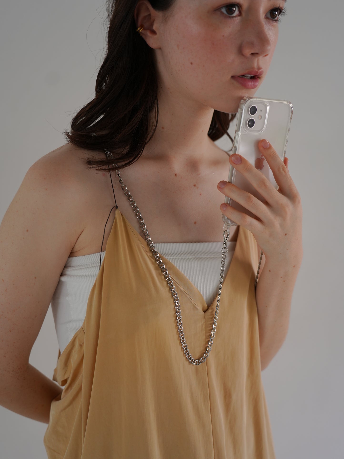 yuna smartphone shoulder - macheri -