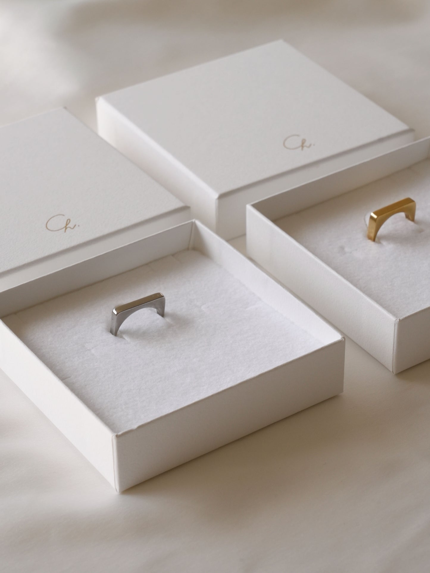 Still Corner(止まる角)/ ring