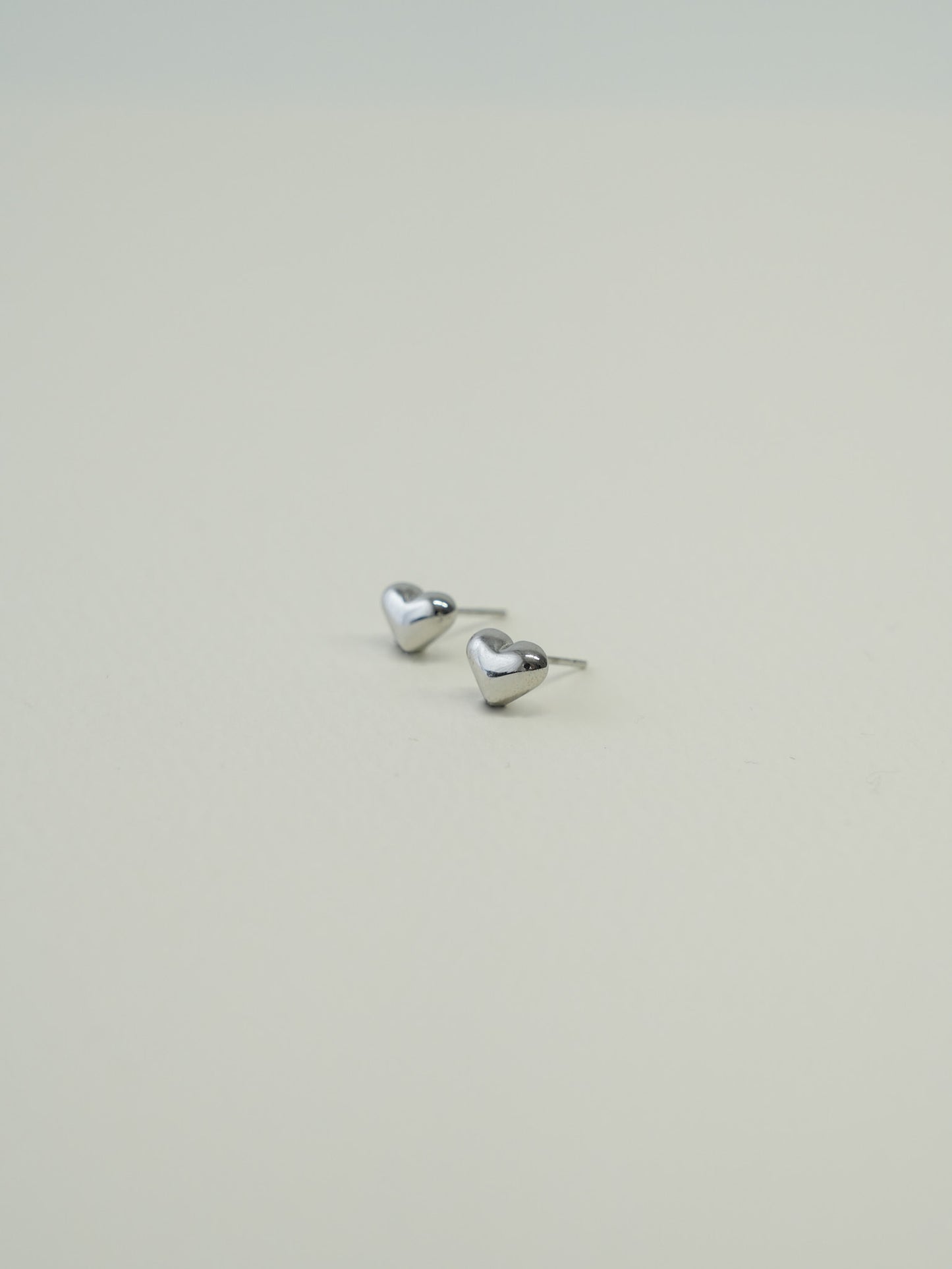 petit heart pierce / 316L