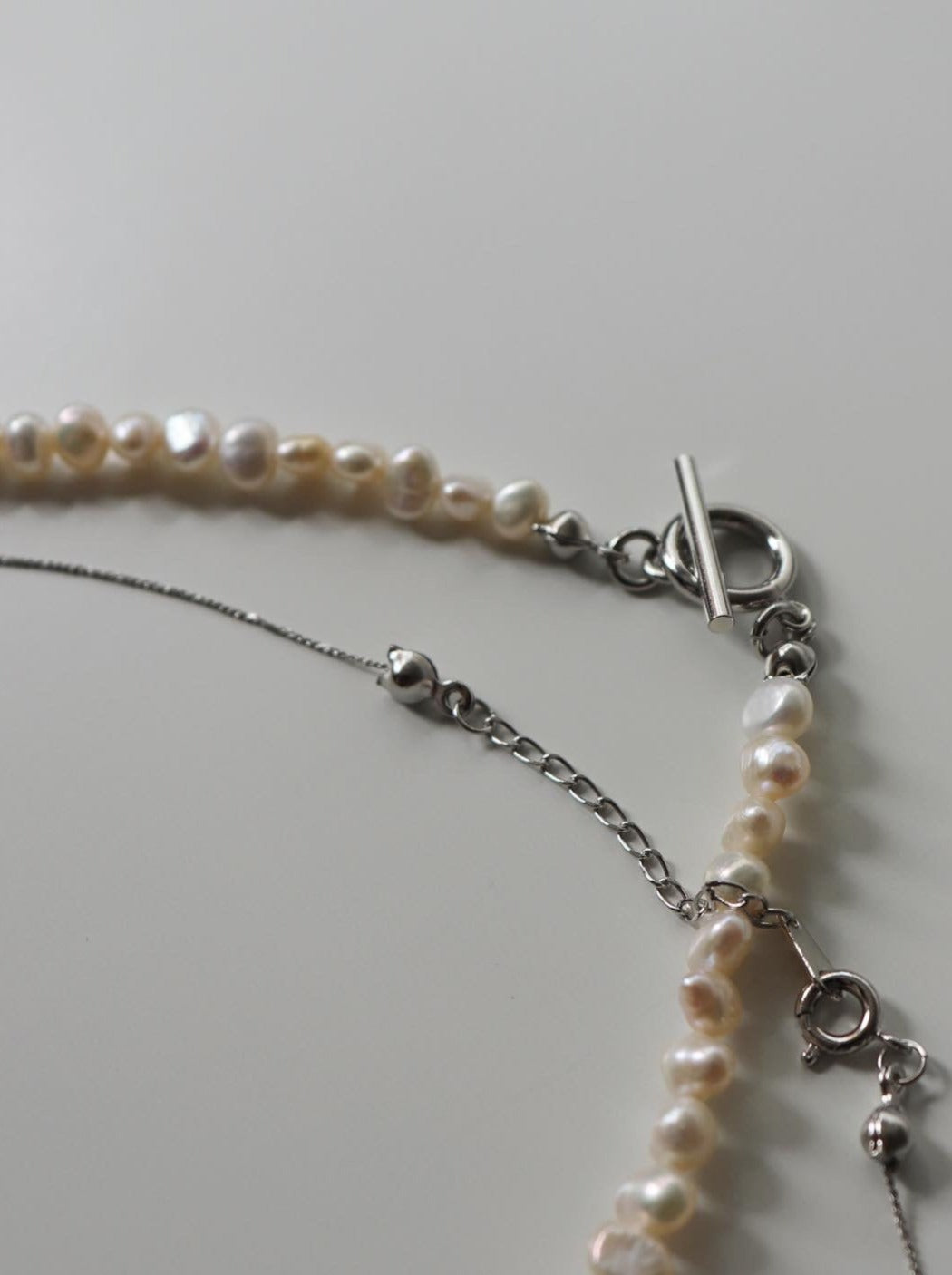 pearl pomp necklace (set)