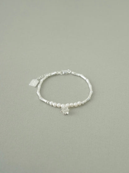 tulip bracelet