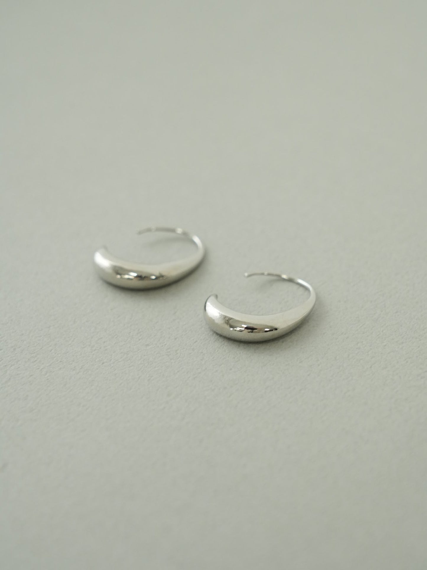 moon curve pierce