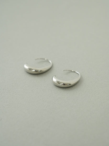 moon curve pierce