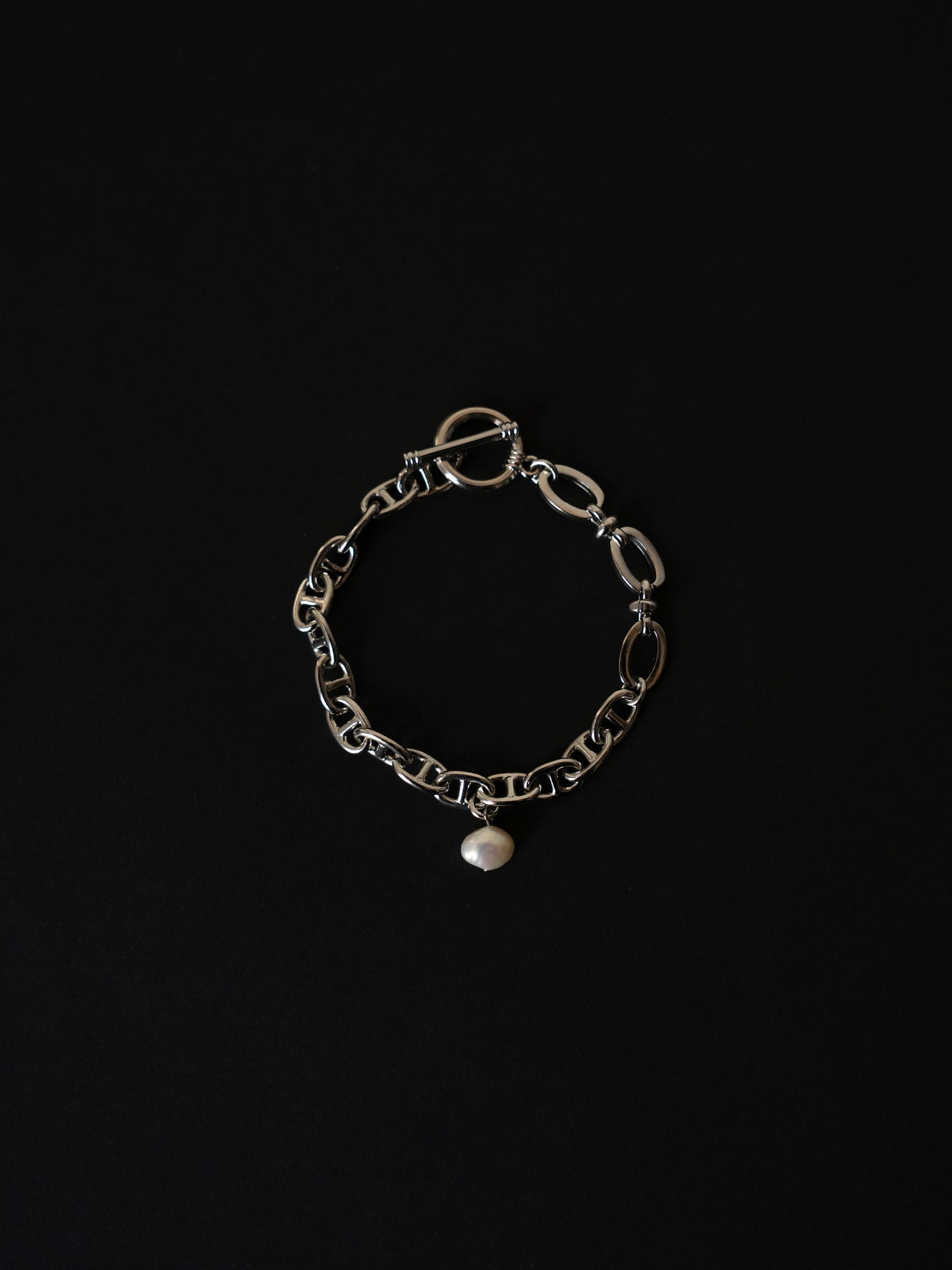 pearl chain brace