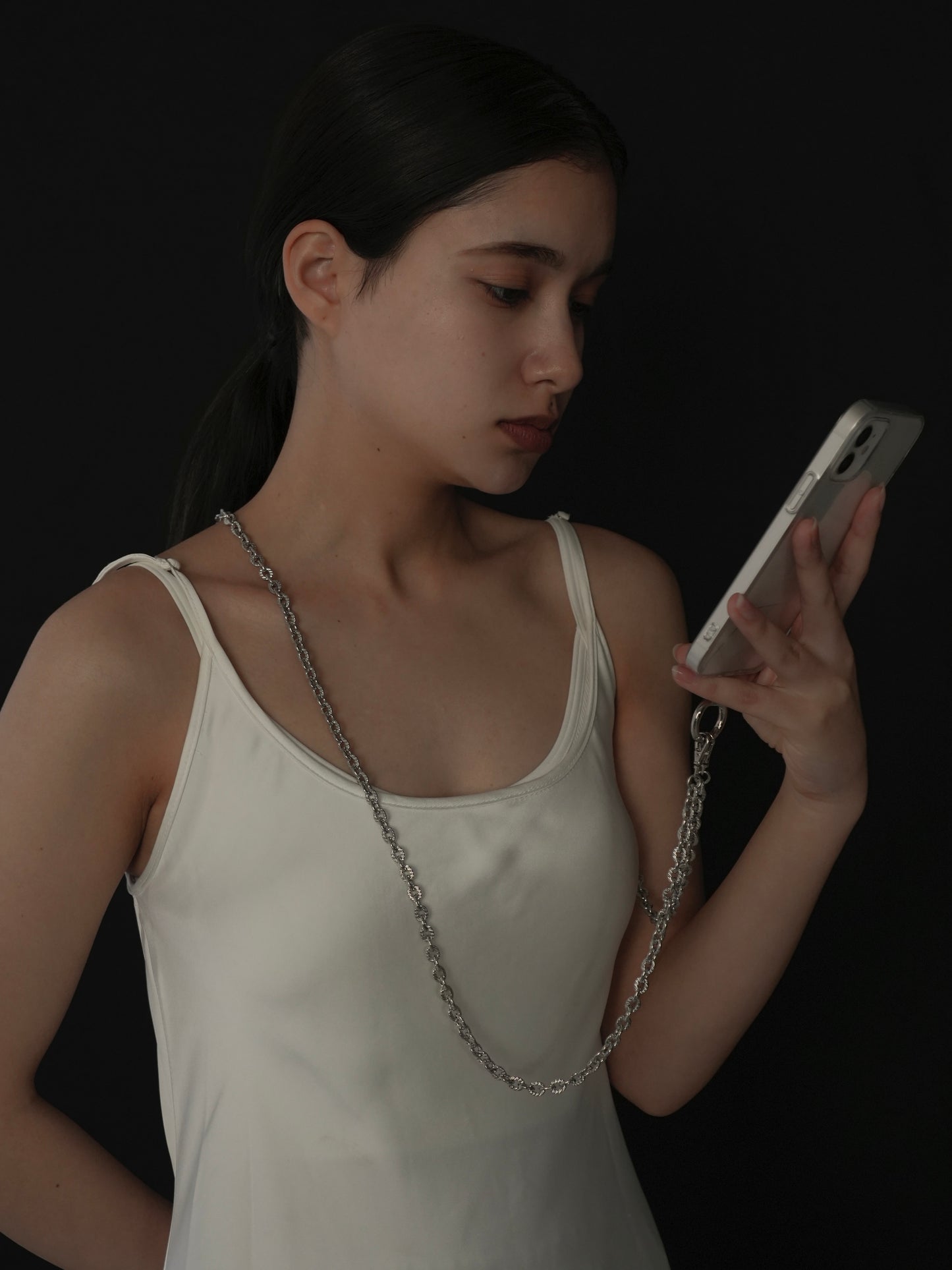 yuna smartphone shoulder - kala -
