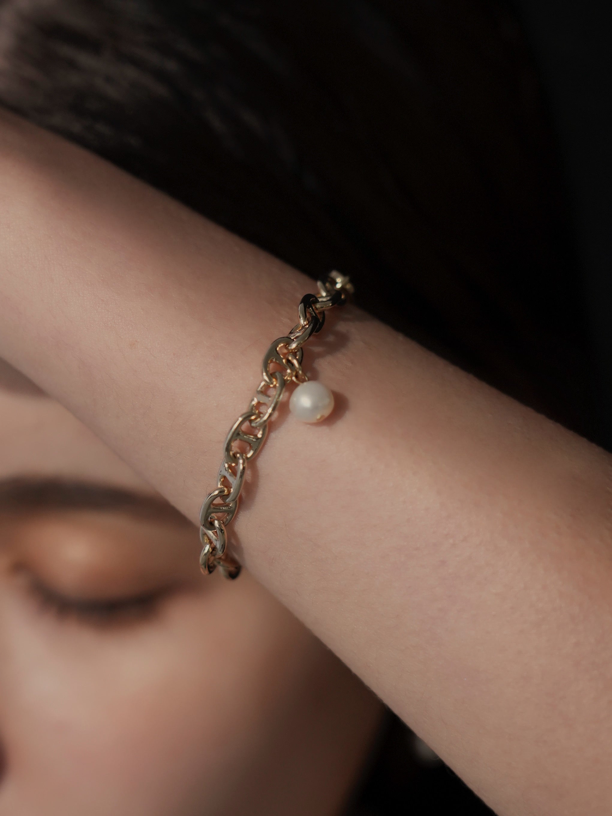 pearl chain brace – Chérie