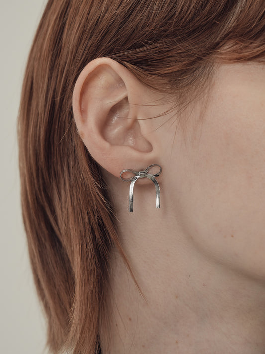 metal ribbon pierce