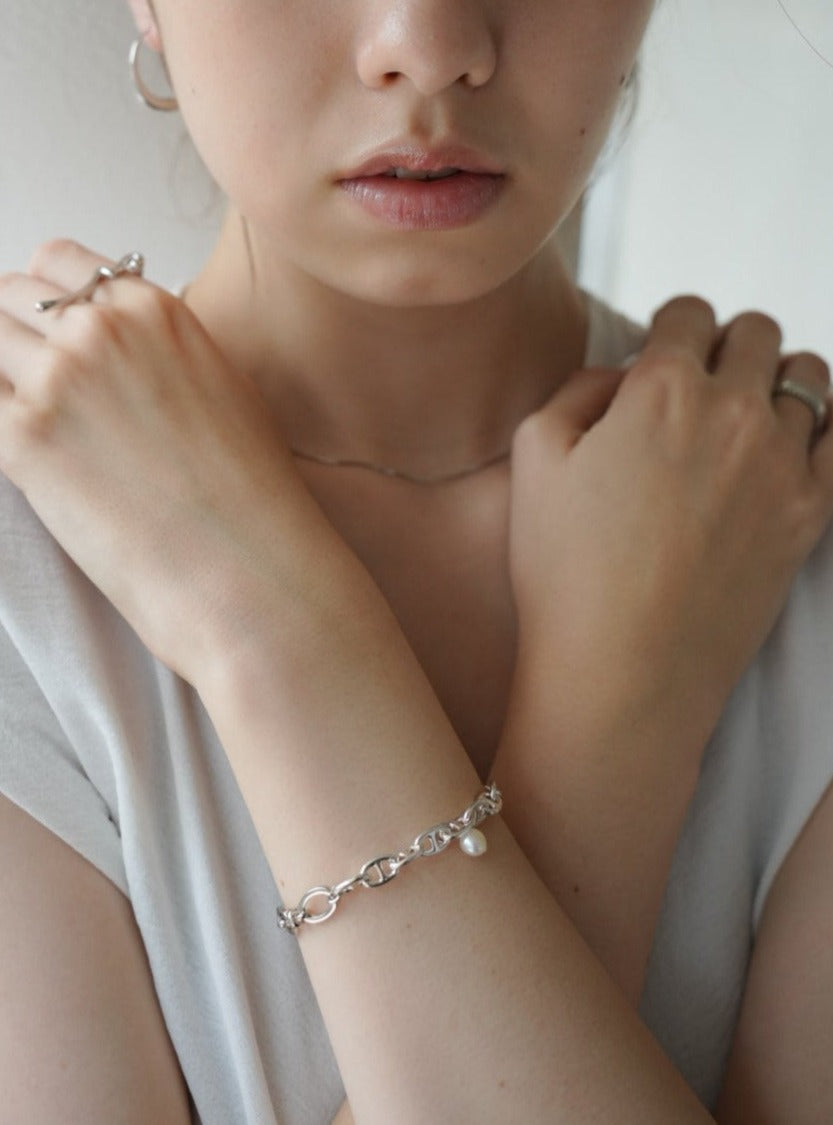 pearl chain brace – Chérie